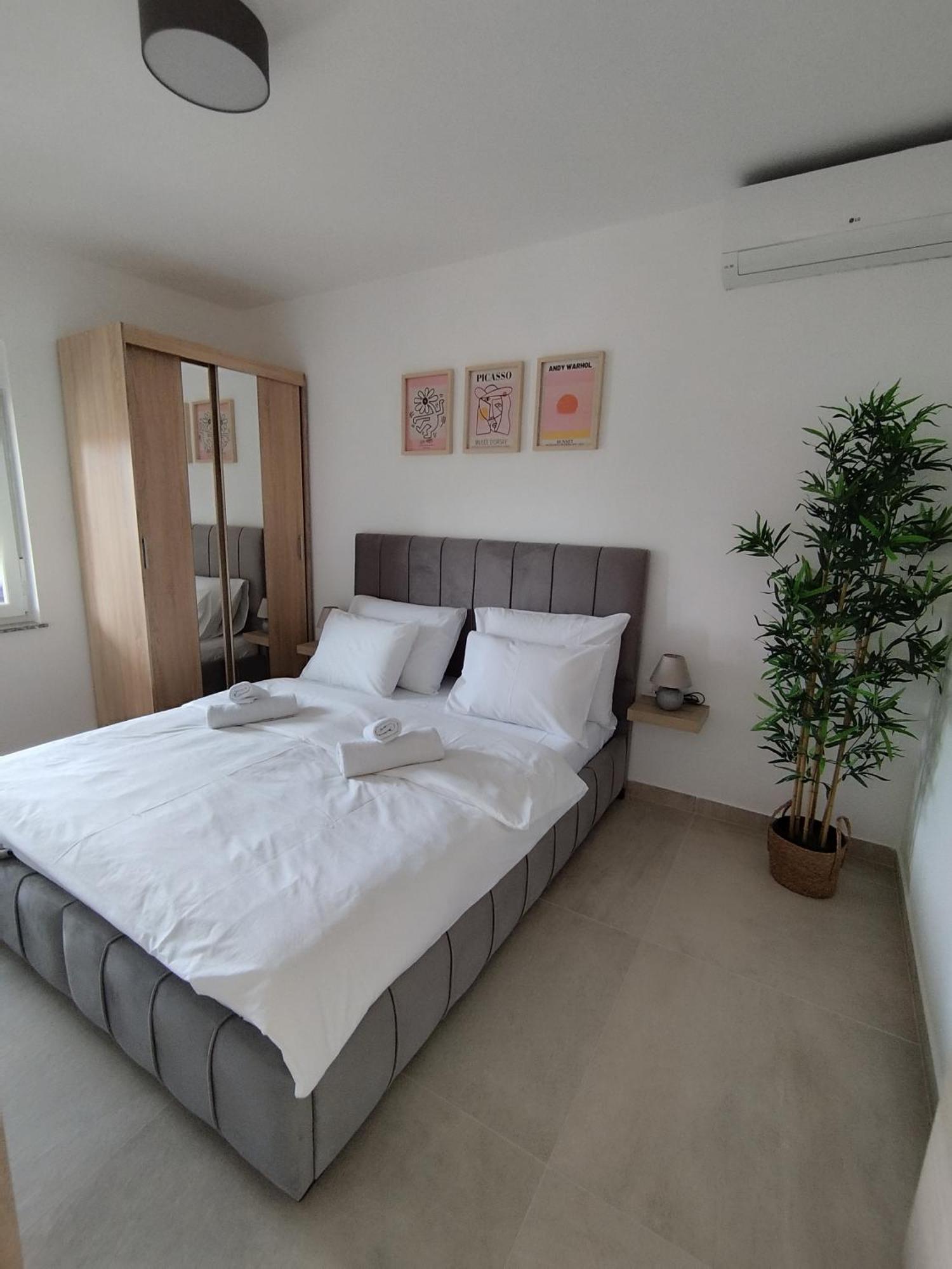 Old Town Paklenica Apartment Starigrad Paklenica Luaran gambar